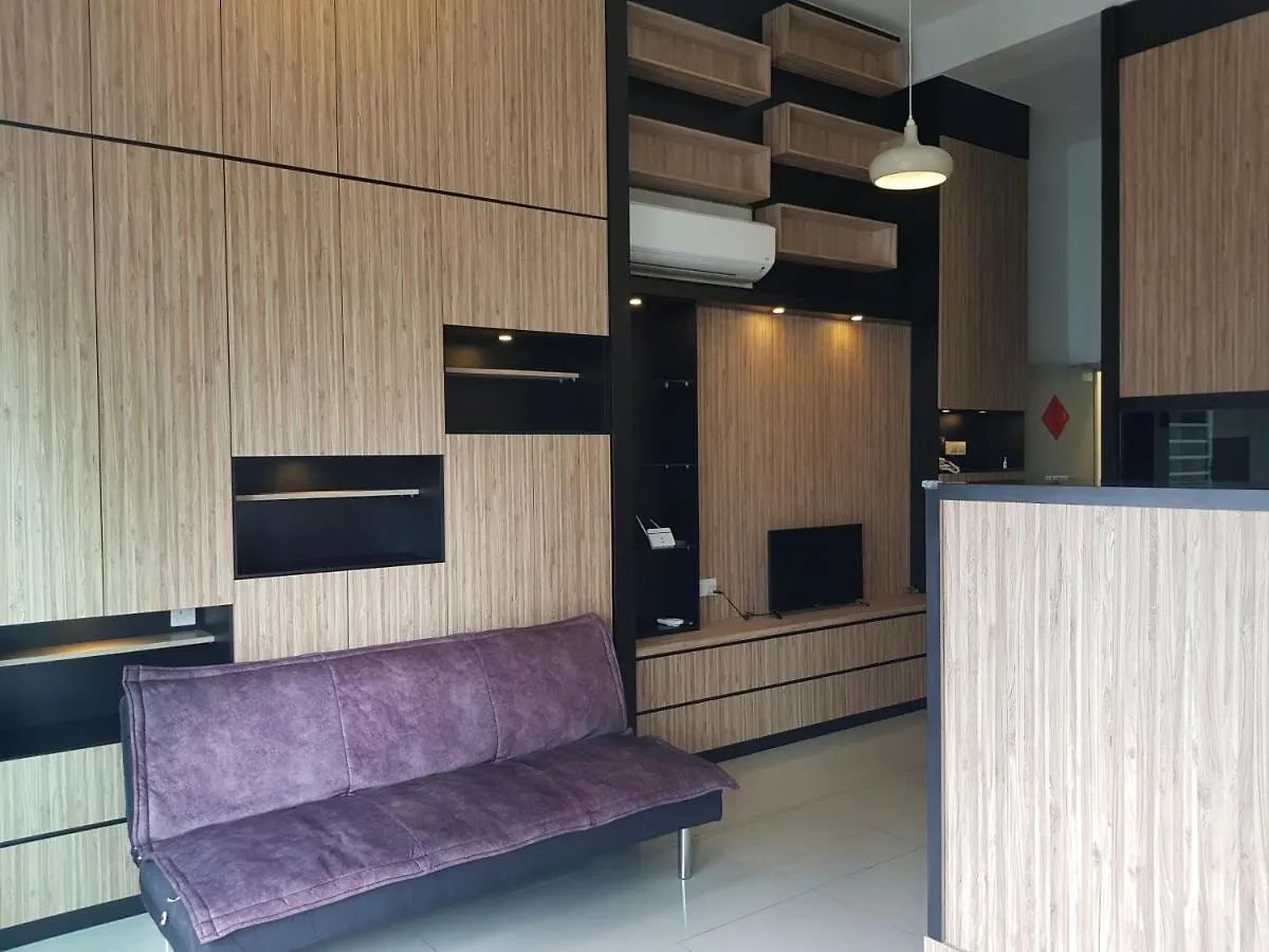 Apartment 06- Austin Regency Taman Mount Austin Studio 4-5Pax Johor Bahru Malaysia